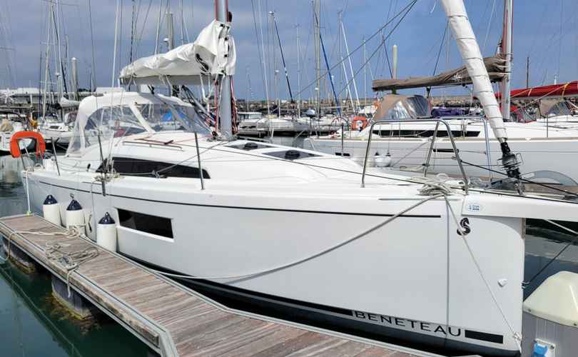 Oceanis 30.1