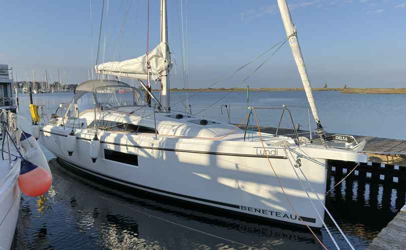 Photo Oceanis 30.1 (2024)