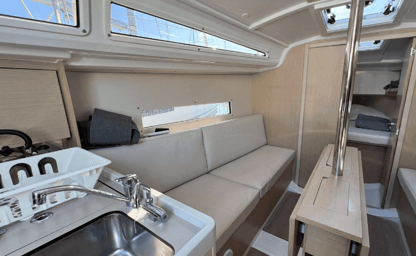 Oceanis 30.1