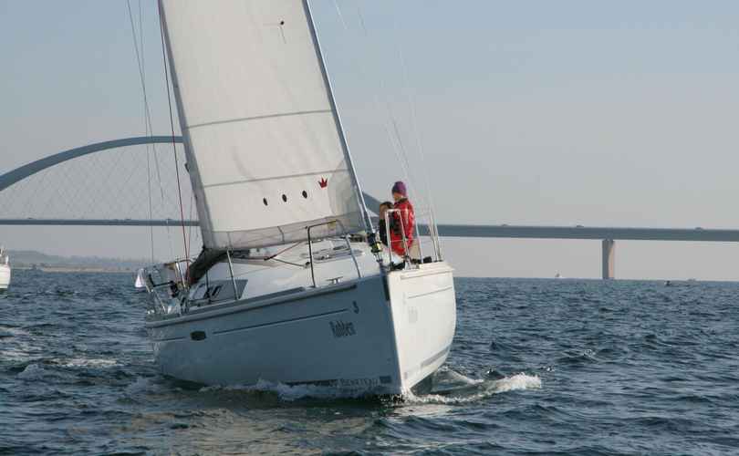 Oceanis 31