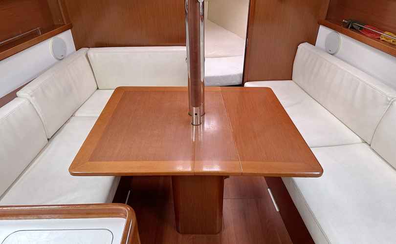 Photo Oceanis 31 (2011)