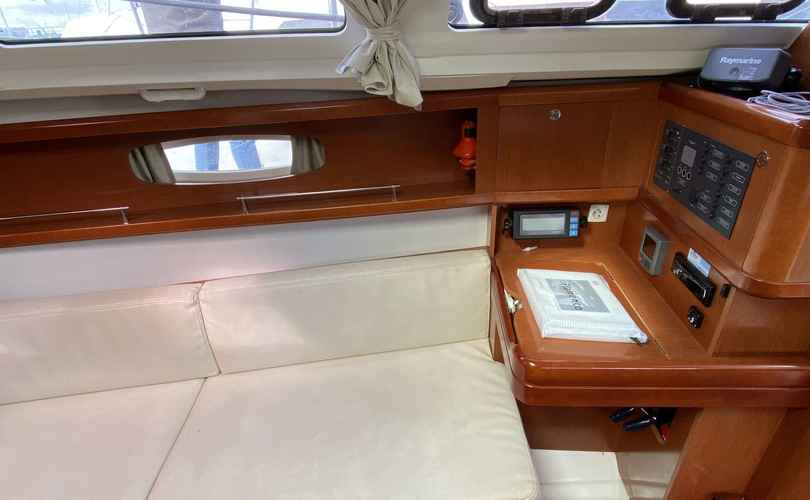Photo Oceanis 31 (2011)
