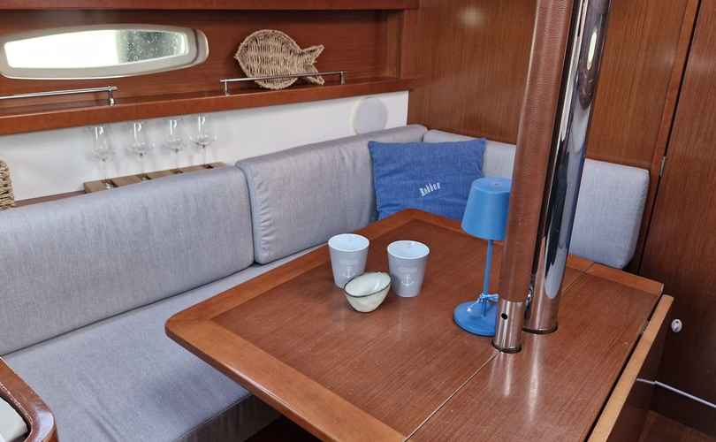 Photo Oceanis 31 (2011)