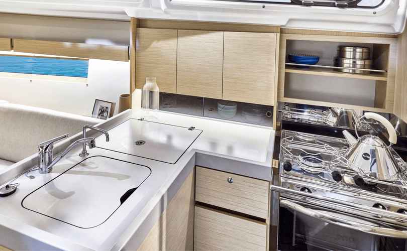 Photo Oceanis 34.1 (Premium)