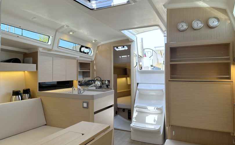Oceanis 34.1