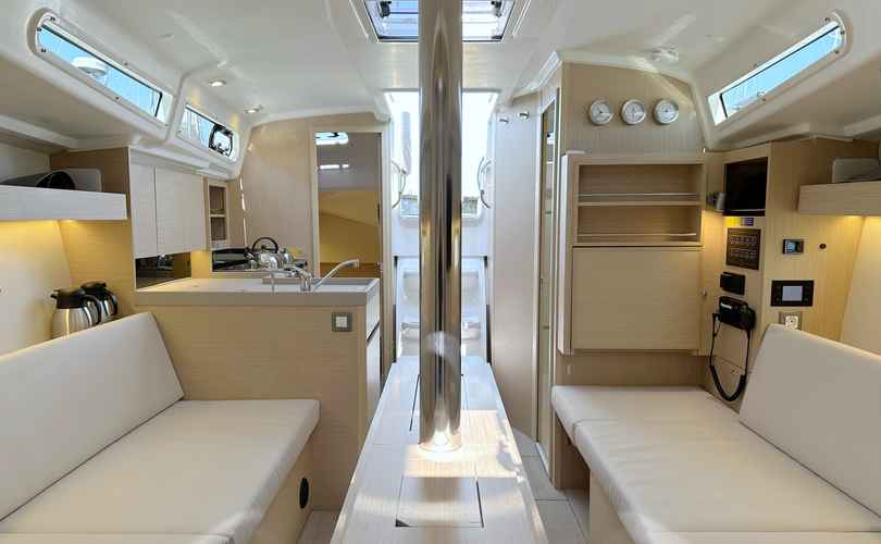 Oceanis 34.1