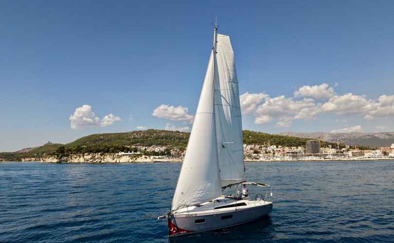 Photo Oceanis 34.1 (2023)