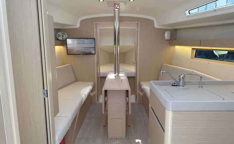 Oceanis 34.1
