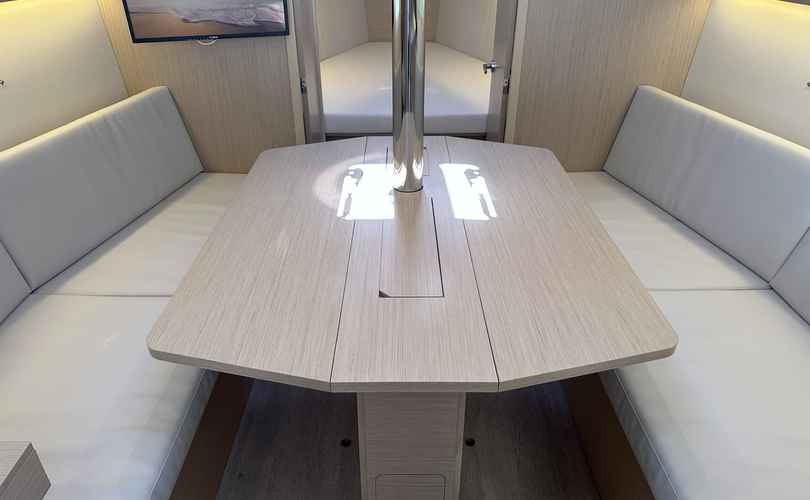 Oceanis 34.1