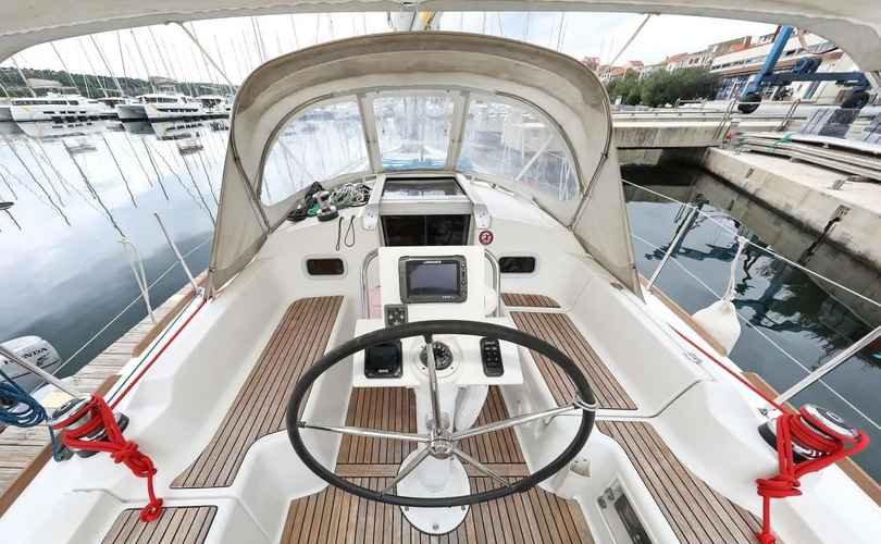 Photo Oceanis 34 (2012)