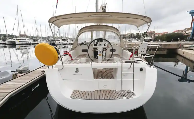 Photo Oceanis 34 (2012)