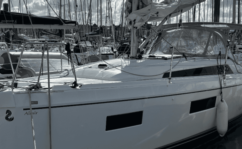 Photo Oceanis 34 (2023)
