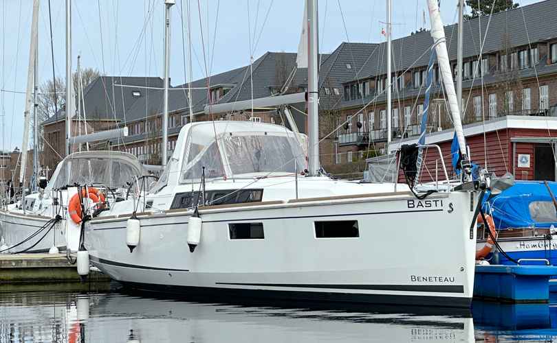 Photo Oceanis 35.1 (2020)