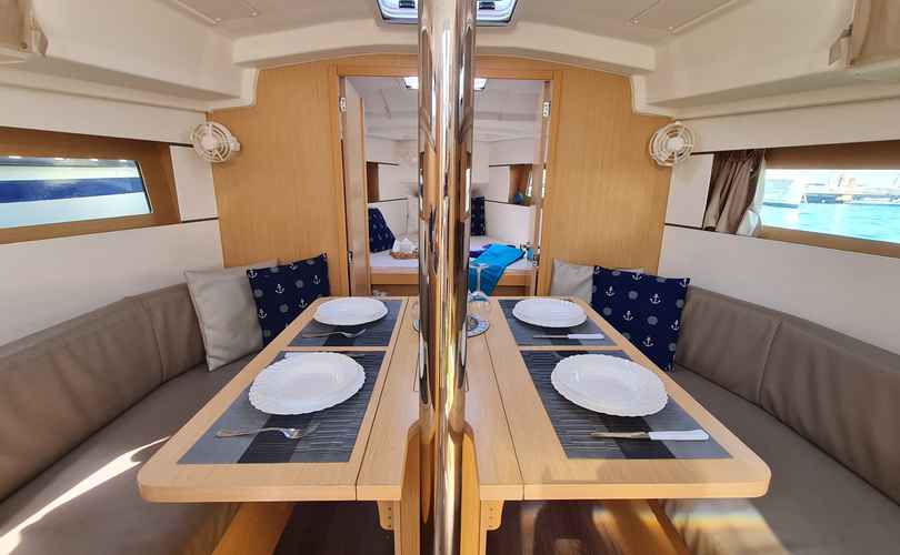 Oceanis 35.1
