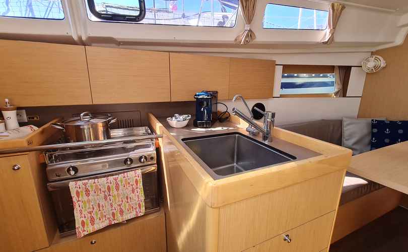 Oceanis 35.1