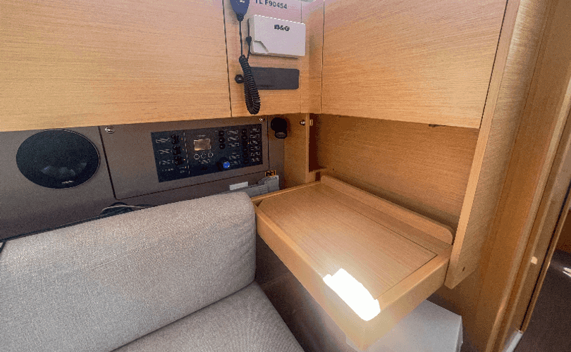 Oceanis 35.1