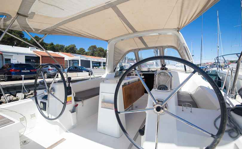 Photo Oceanis 35 (2016)