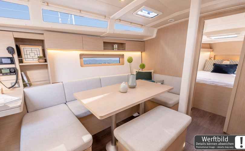 Oceanis 37.1