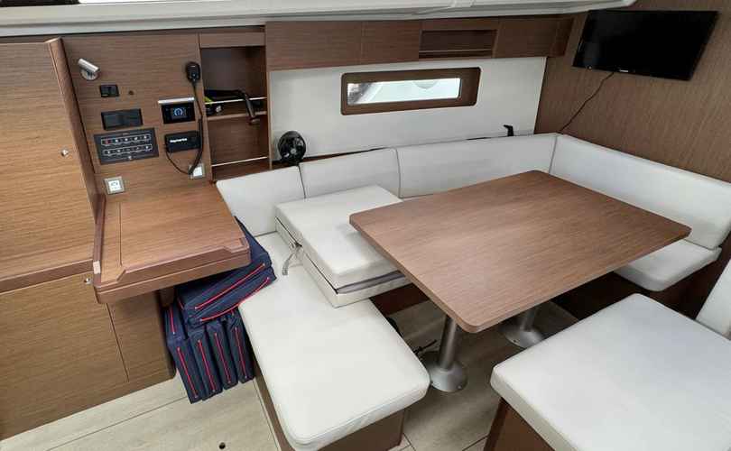 Photo Oceanis 37.1 (2025)