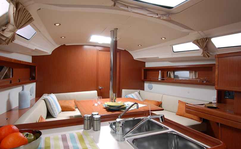 Photo Oceanis 37 (2024)