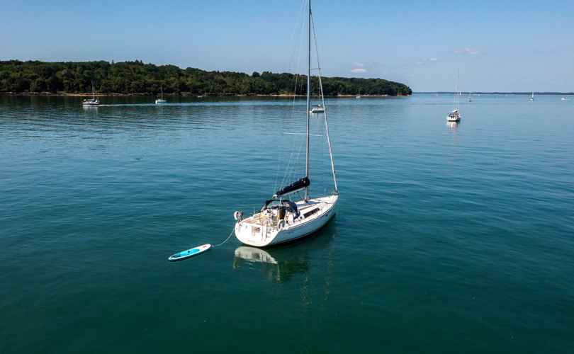 Oceanis 37