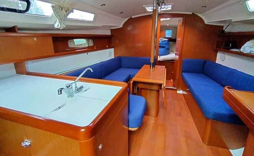 Photo Oceanis 37 (2011)