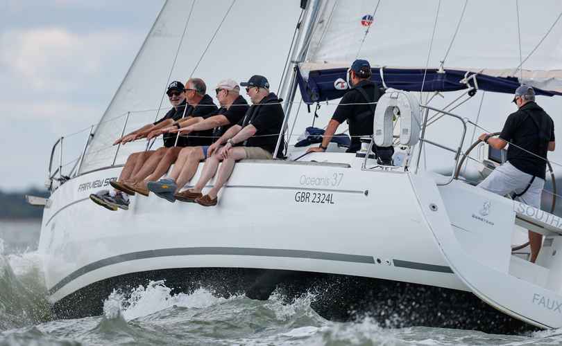 Photo Oceanis 37 (2010)