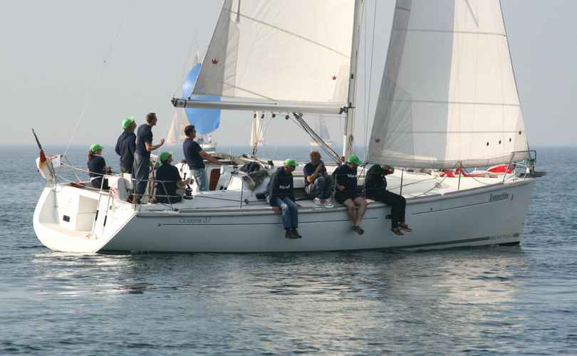 Oceanis 37