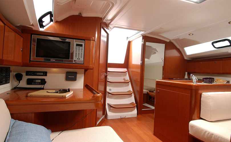 Photo Oceanis 37 (2024)