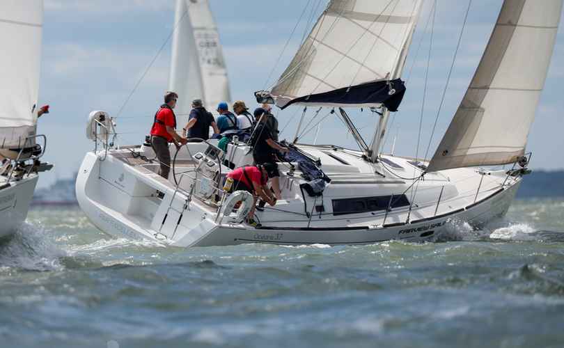 Oceanis 37