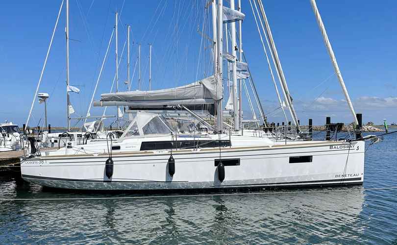 Oceanis 38.1