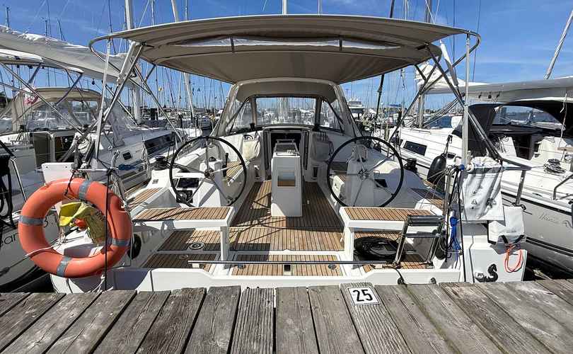 Oceanis 38.1