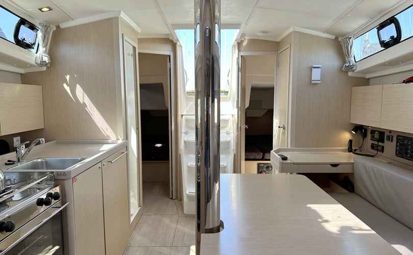 Oceanis 38.1
