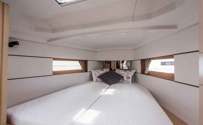 Oceanis 38.1
