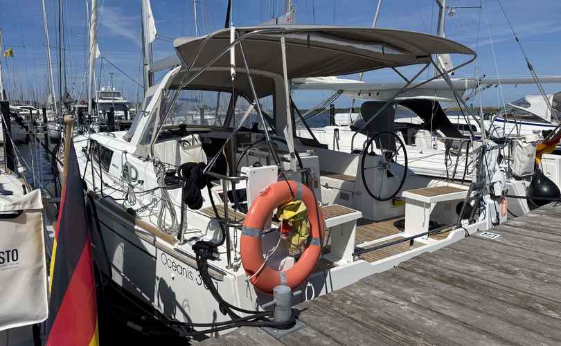 Oceanis 38.1