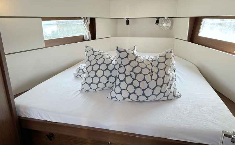Oceanis 38.1