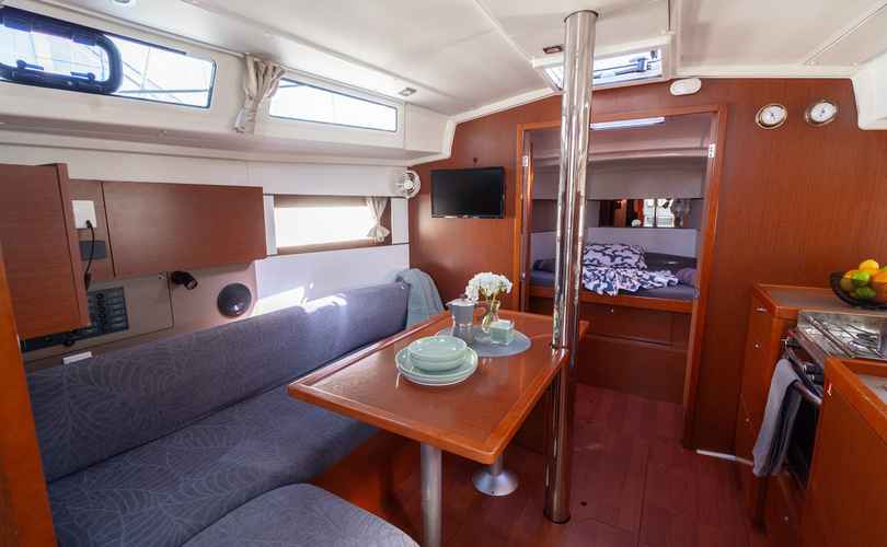 Photo Oceanis 38.1 (2018)