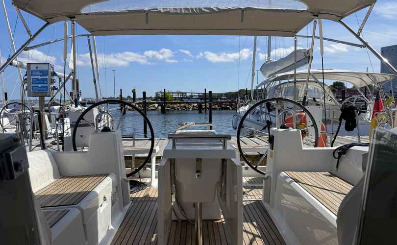 Oceanis 38.1