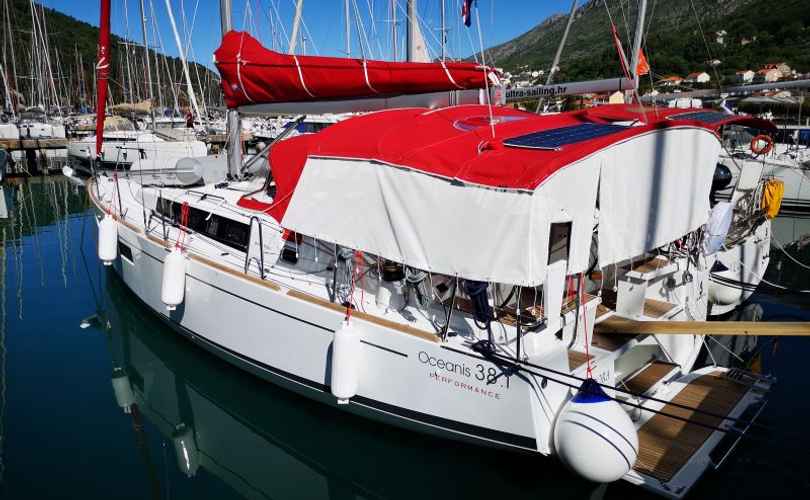 Photo Oceanis 38.1 (2022)