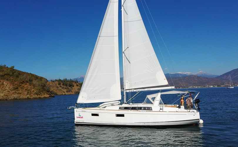Photo Oceanis 38.1 (2021)