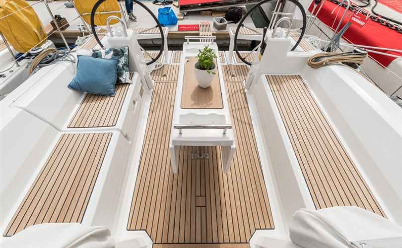 Oceanis 38.1