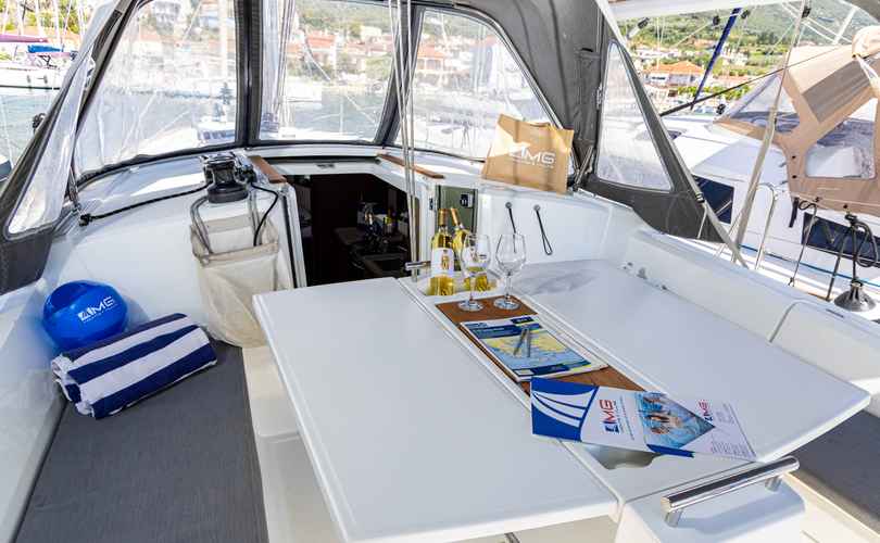 Photo Oceanis 38.1 (2021)