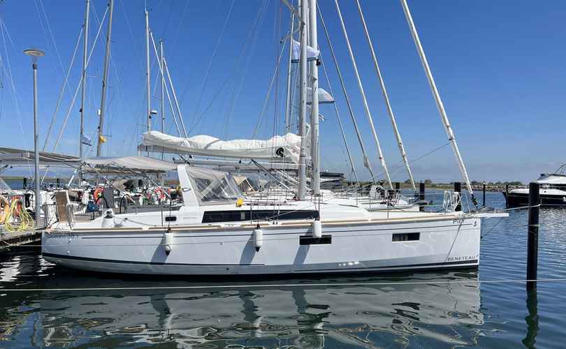 Photo Oceanis 38.1 (2022)