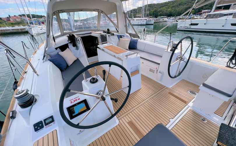 Photo Oceanis 38.1 (2023)