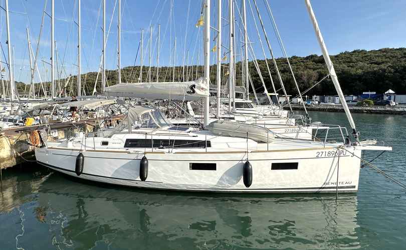 Oceanis 38.1
