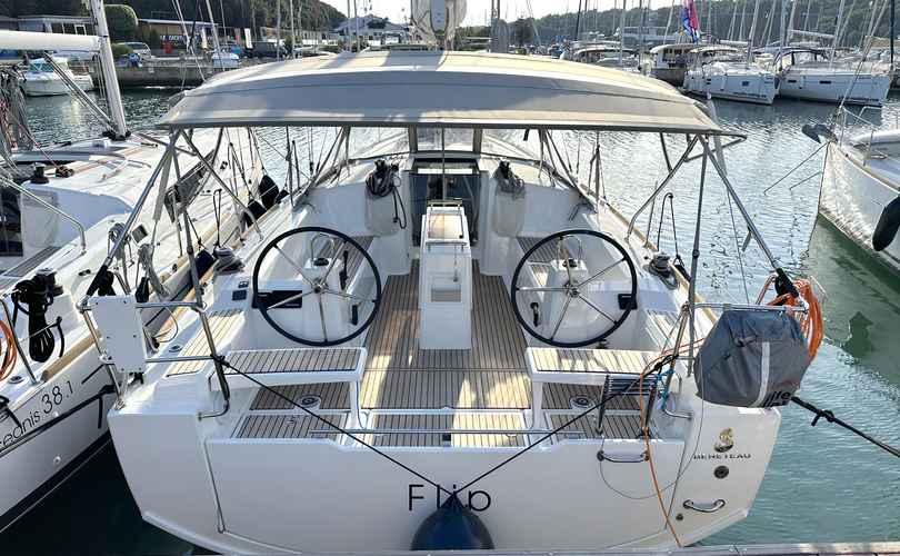 Oceanis 38.1