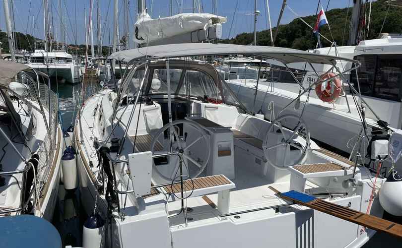 Photo Oceanis 38.1 (2023)