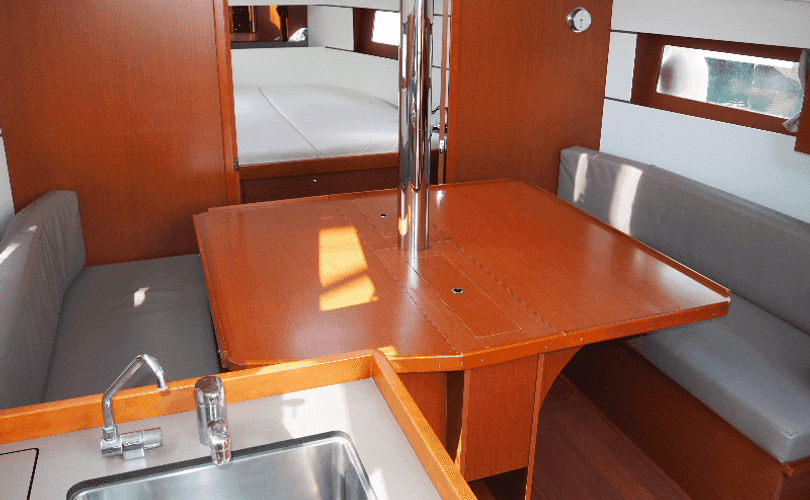 Oceanis 38.1