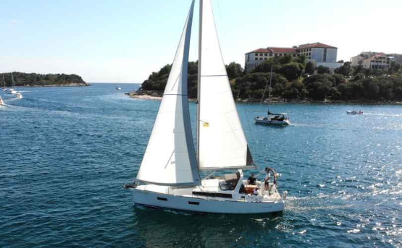 Photo Oceanis 38 (2014)