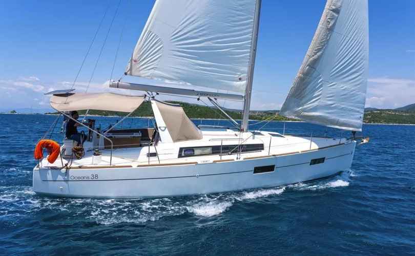 Photo Oceanis 38 (2016)